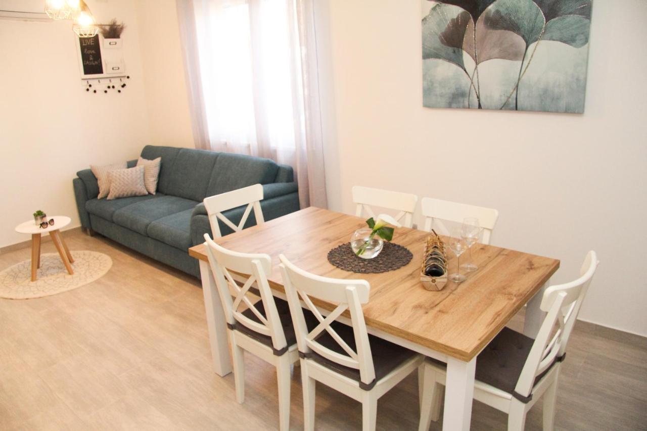 ביוגראד נה מורו Apartman Antea מראה חיצוני תמונה